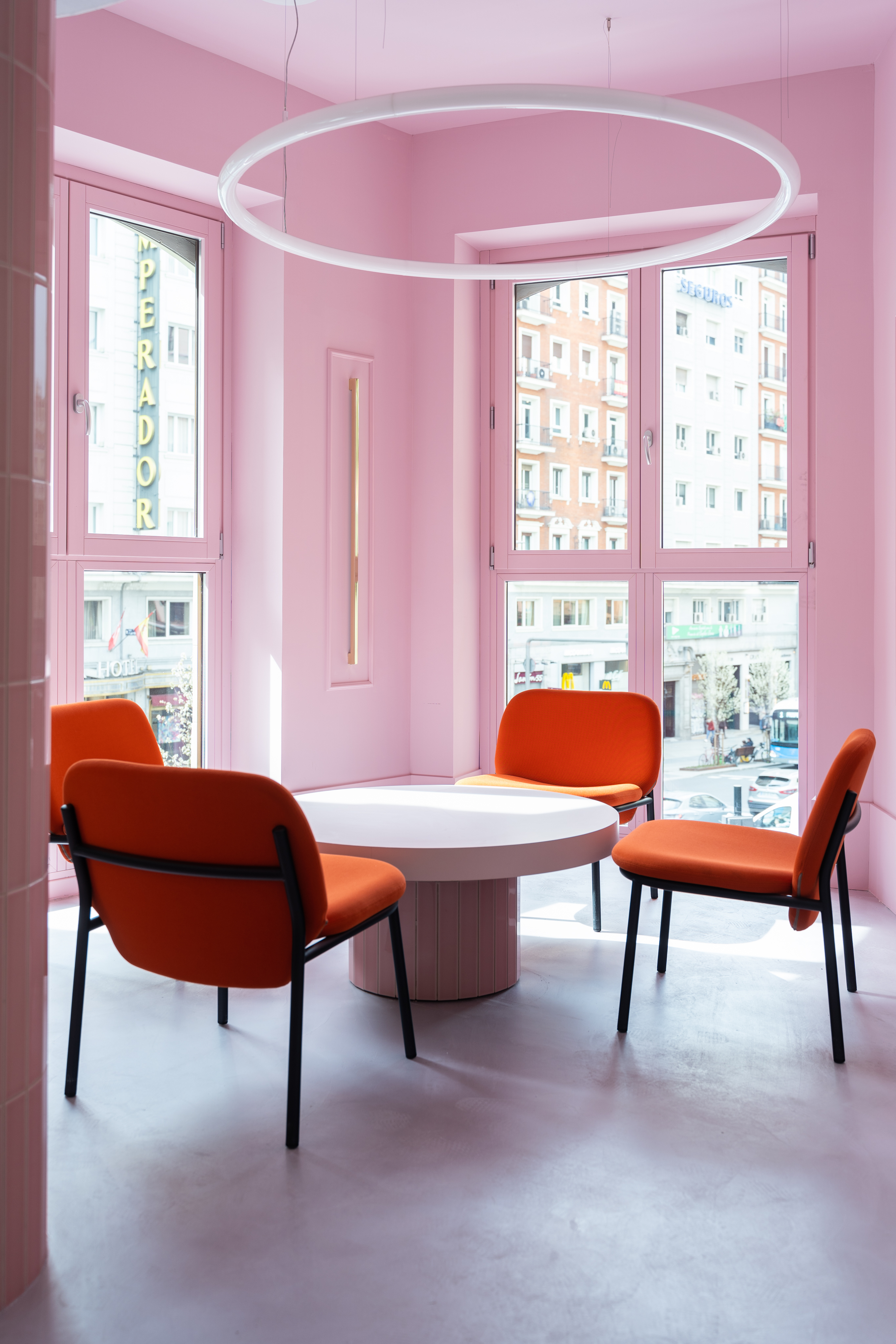 Wanna Hotel Bienvenir Madrid Relax Area Esther Mengual Cathy Figueiredo Maria Lillo 21